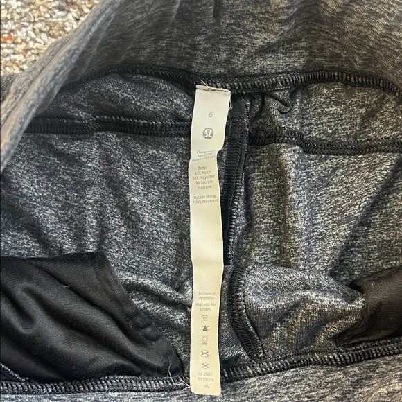 lululemon athletica Dark Gray Women’s Joggers - Picture 2 of 4